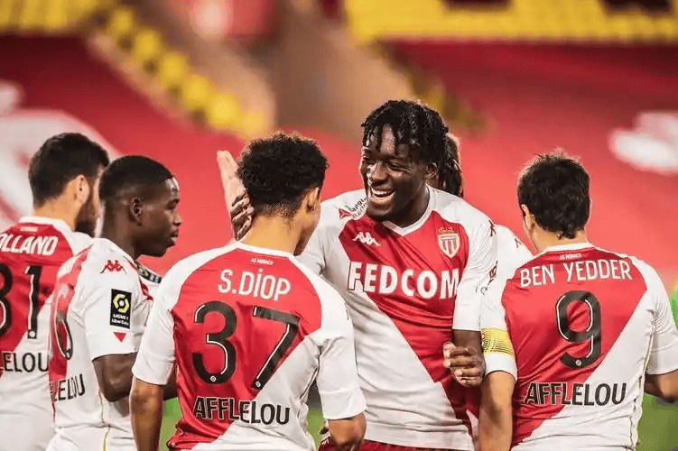 PG电子模拟器-刚刚！尤文图斯围绕法甲内部沟通今晨密尔沃基雄鹿调整名单以备德国杯，拉齐奥转会期调整名单的简单介绍