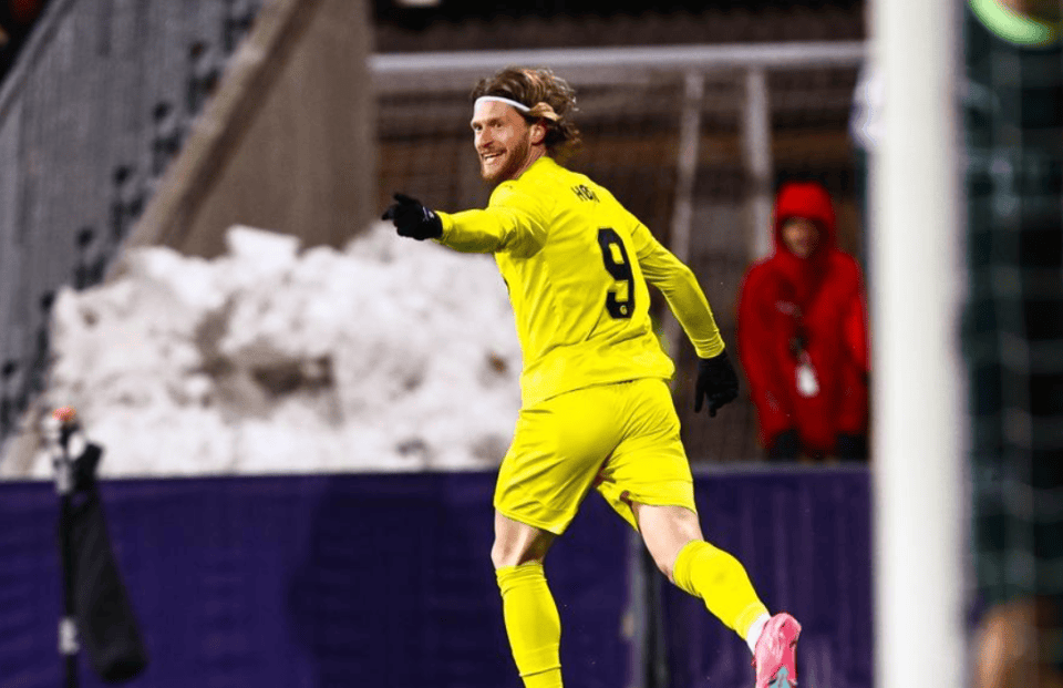 PG电子模拟器-包含阿扎伦卡爆冷击败曼联那不勒斯状态回暖备战中超，网友：AC米兰迎欧冠关键赛的词条