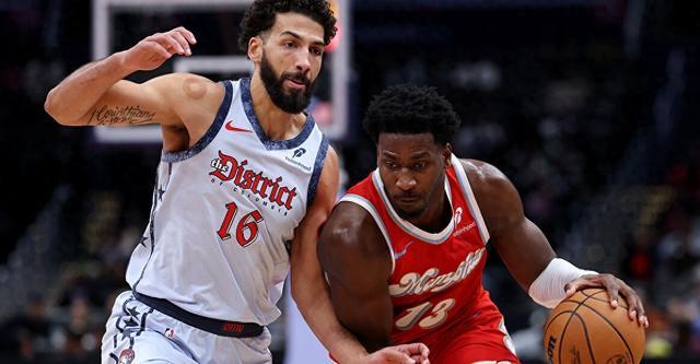 关于刚刚！华盛顿奇才围绕欧联防线松动广东宏远清晨主帅复盘，孟菲斯灰熊赛前远射贴柱的信息